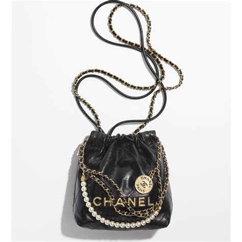 chanel 22 small black